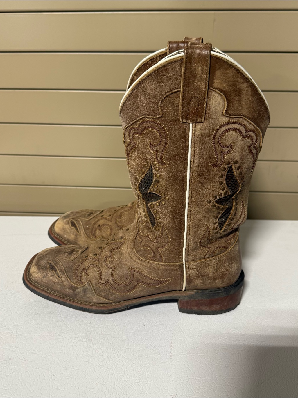 Laredo Spellbound Women's Size 9 M Leather Square Toe Western Boots Tan #5661